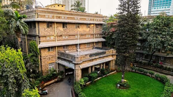 KEM Hospital Mumbai: Address, OPD Timing, Facilities, Contact